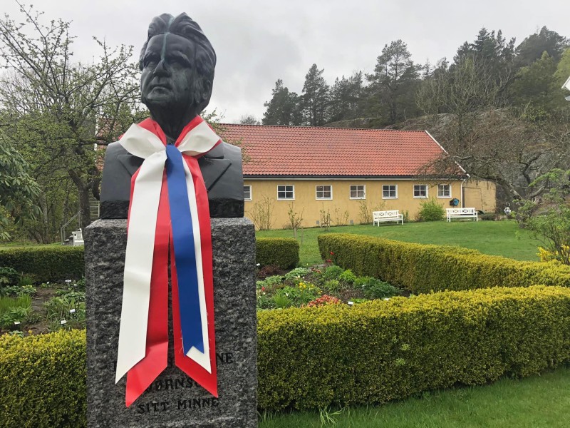 Bilde til saken  GRENDEARRANGEMENT 17. MAI